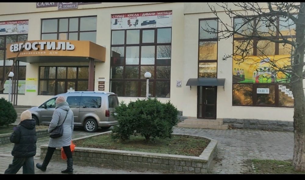 Здание 720 м²,2 этажа, в центре Вознесенска