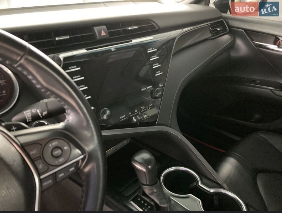 Toyta camry 2019