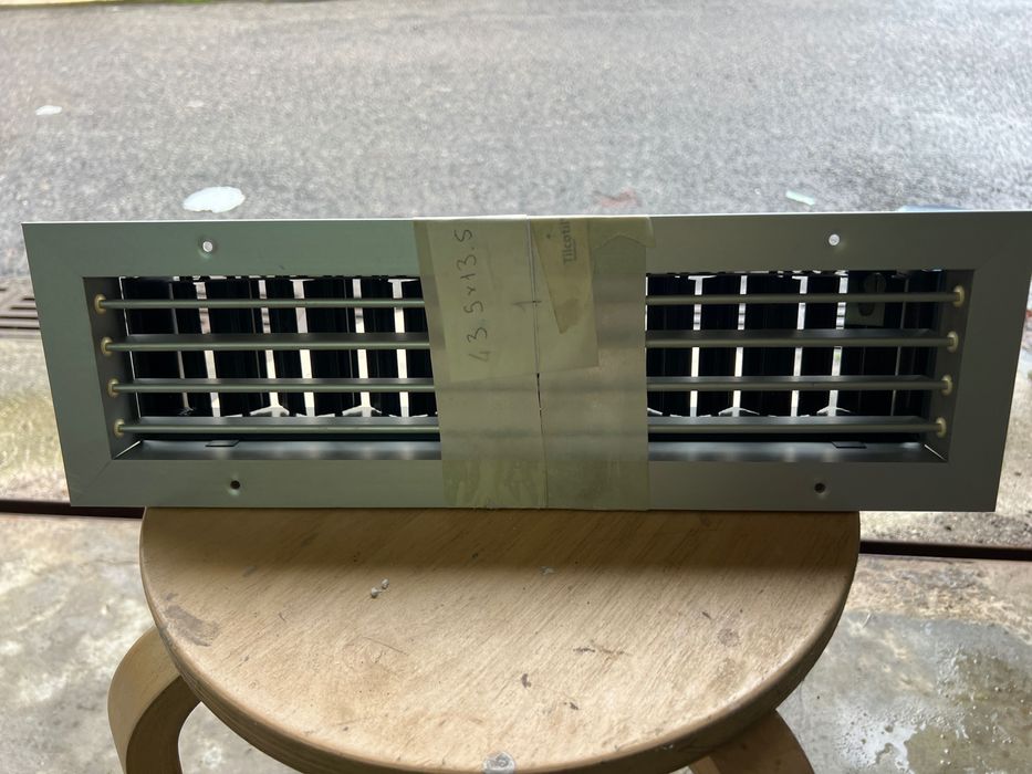 Grelhas de ventilação AVAC metálicas