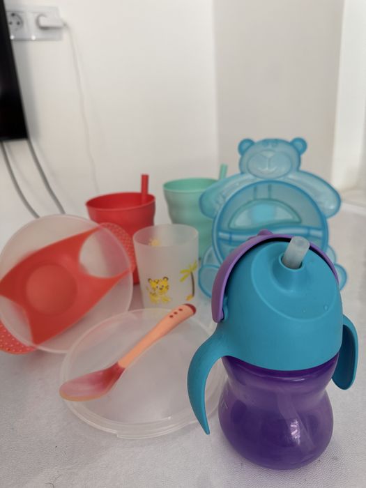 Набір дитячого посуду
