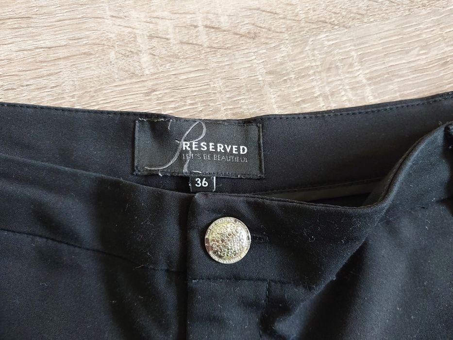 Krótkie spodenki Reserved 36 S