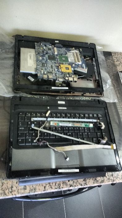 Lote 4 Portateis, Peças, Componentes, ETC...