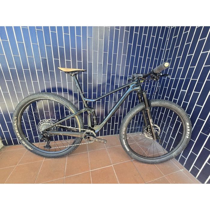 Scott spark 29 bem equipada