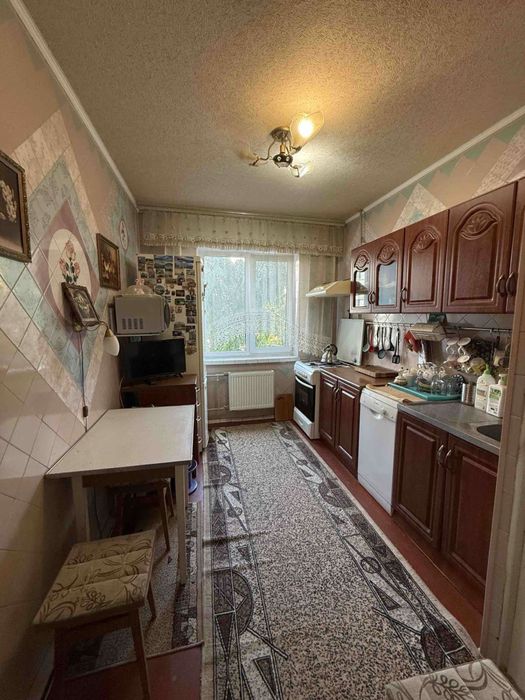 Продам  3 кімнатну квартиру вул.Княгині Ольги
