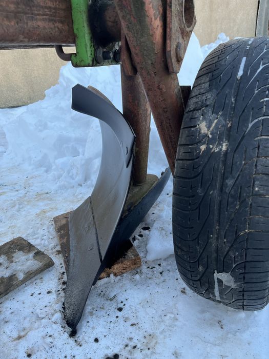 Плуг Unia Grudziadz 3/30 см