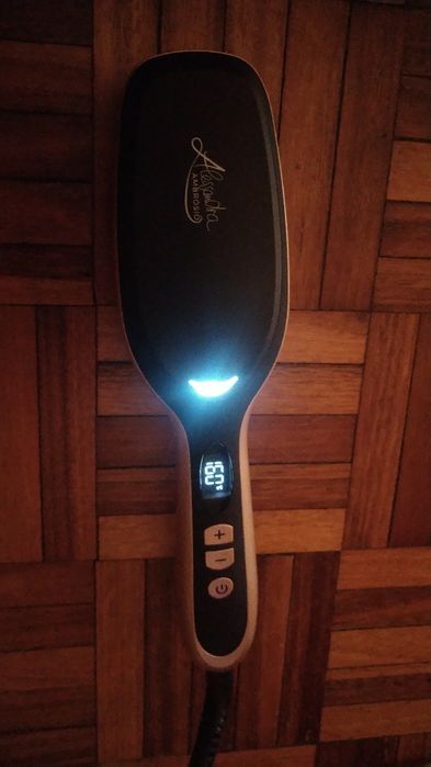 Escova de alisamento Alessandra Ambrósio