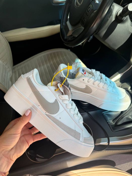 Nike blazer low platform