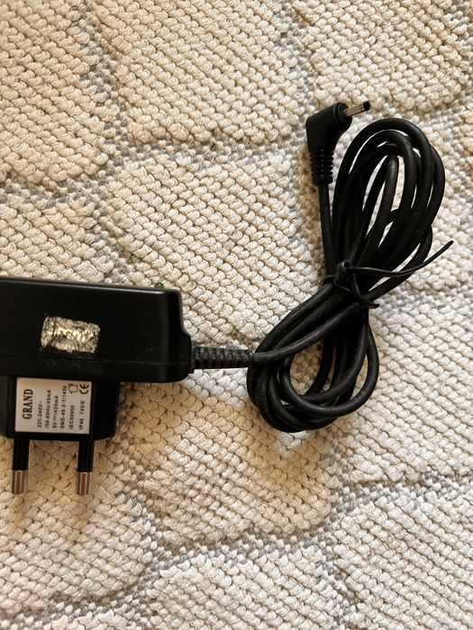 Зарядное устройство