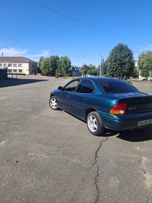 Продаєця Плімут неон на ходу