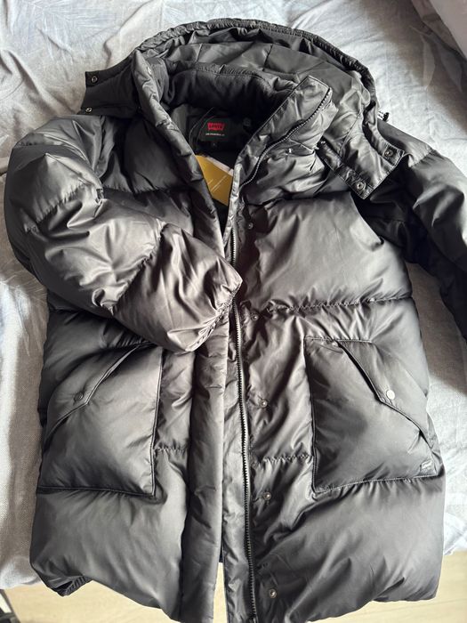 Зимова жіноча куртка Levis чорна Western Bubble Midi Jacket