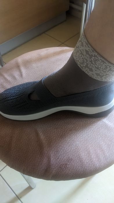 Продам летние туфли р40