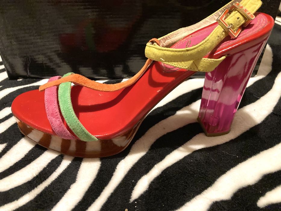 Sandálias miss sixty