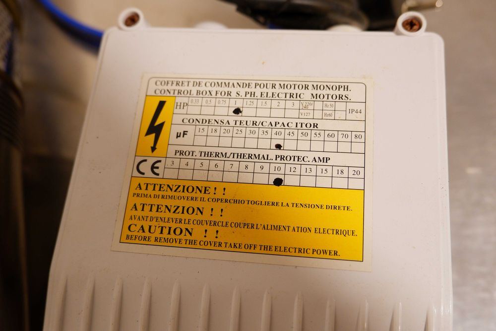 Bomba Submersível para Furo 97m 0.75kW 4" 220v 4SDM2/14 (IVA incl.)