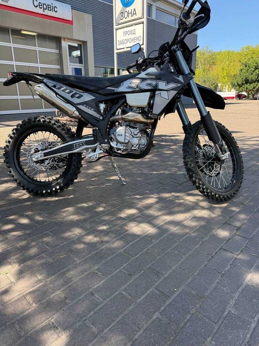 Мотоцикл ESX NB300 Lite II