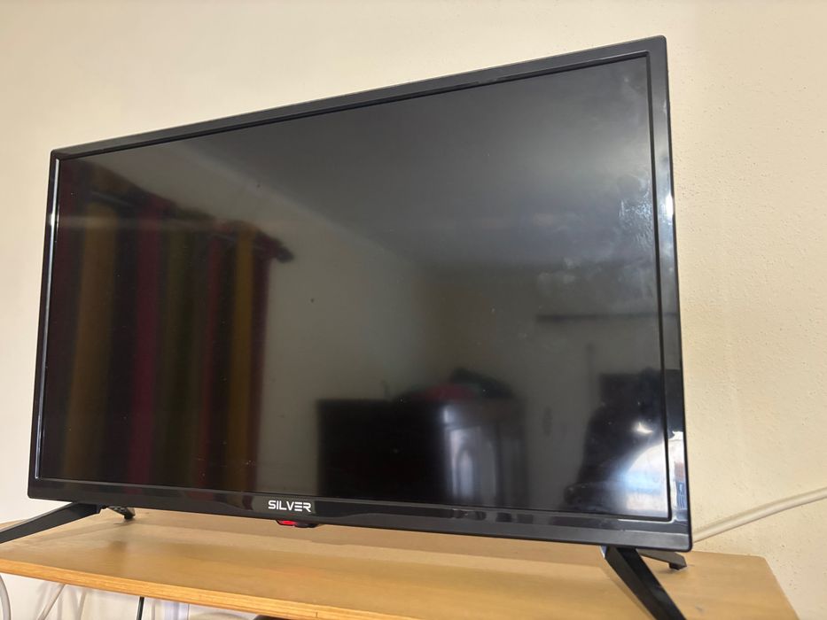 Televisão 24" SILVER