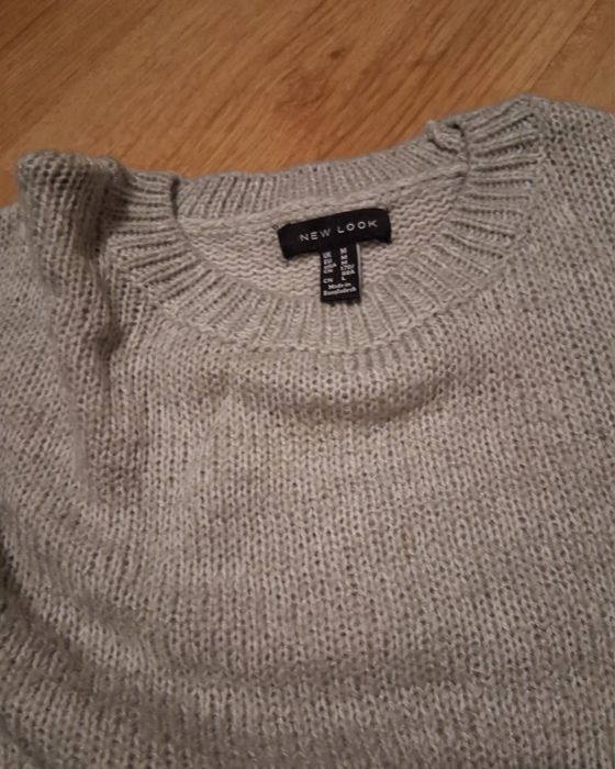 Sweterek damski od New Look 38-M, prosty fason ponadczasowy klasyk