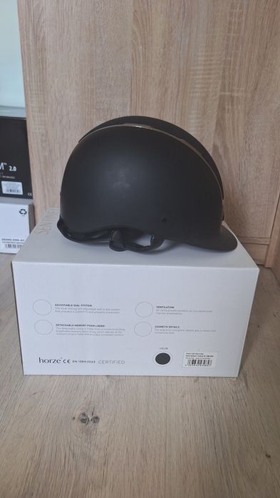 Kask jeździecki horze