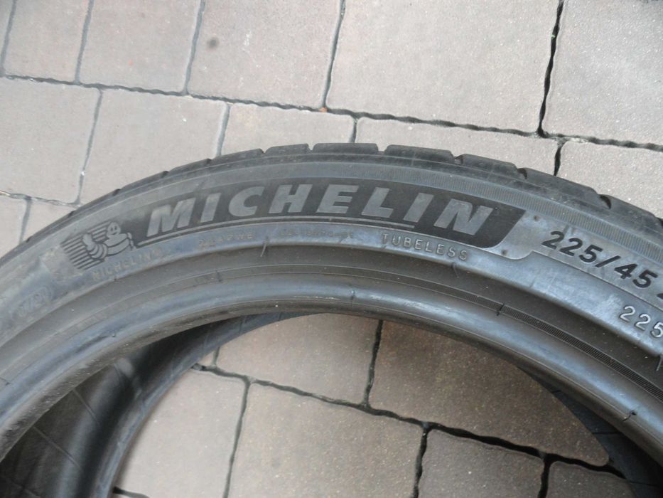 225/45R19 Michelin 2 sztuki LATO 2021 rok
