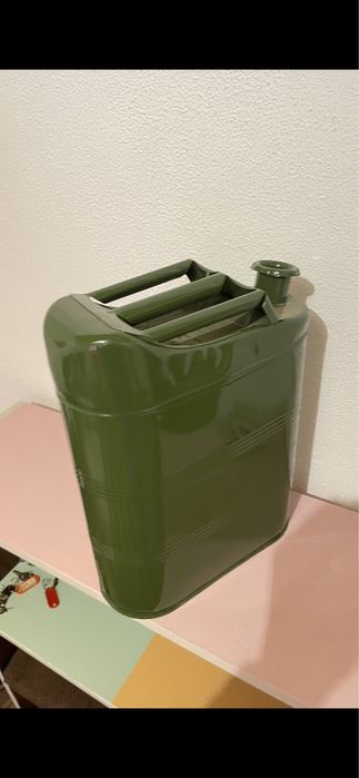 Jarrican Tanque metal 10l Toyota