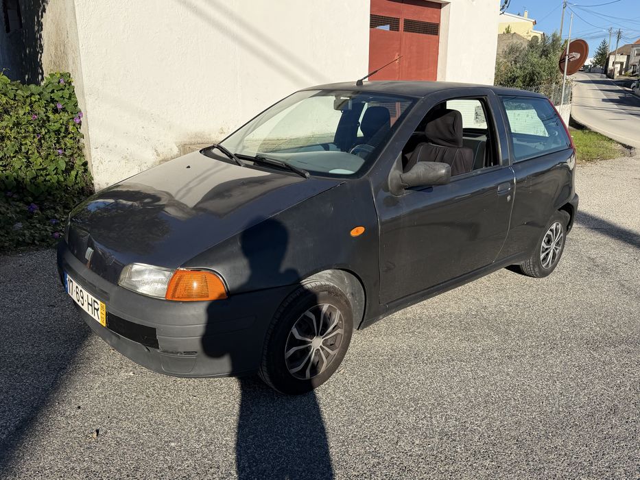 Fiat Punto a trabalhar64966019242243120