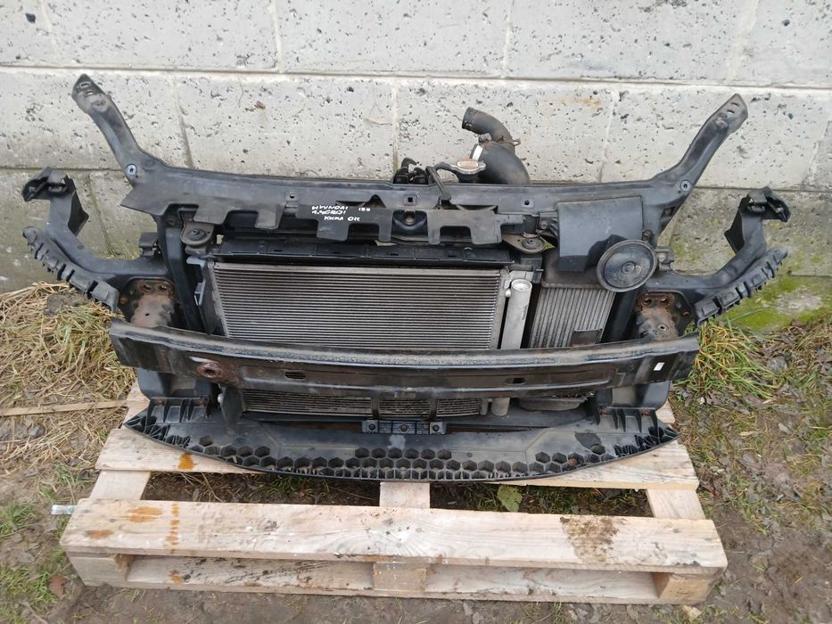 Pas przedni wzmocnienie czolowe chlodnice Hyundai i20 1.4 Crdi 08-11r