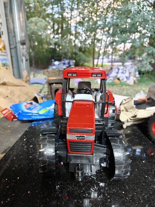 Bruder traktor case