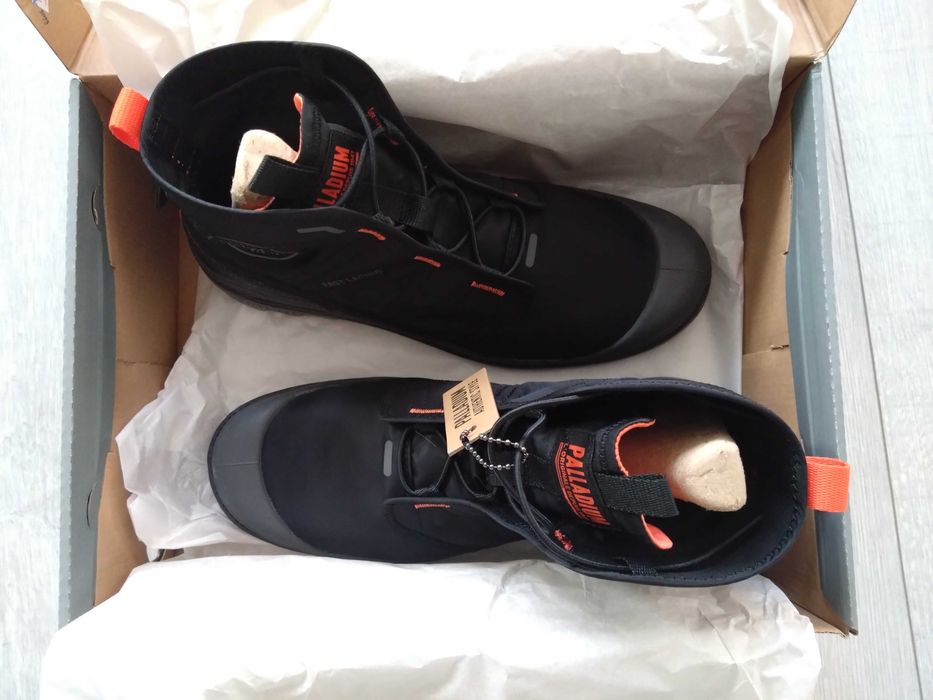 Palladium PAMPA TRAVEL LITE Black r. 44