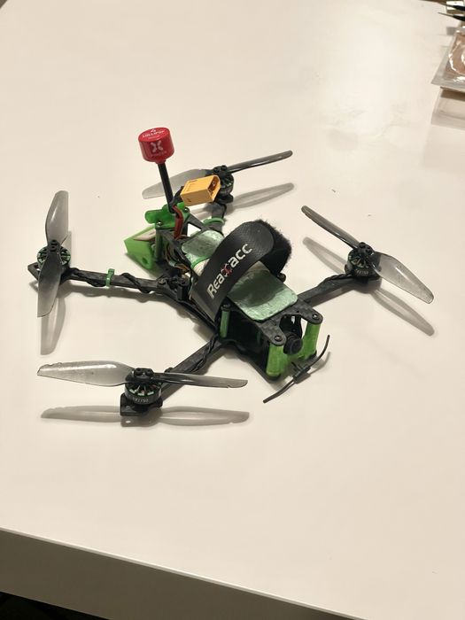 Dron FPV 4” | Eachine Novice 4 | 3/4S | analog ELRS | long range