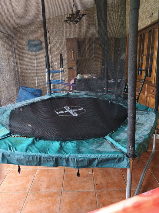 Trampolim 2.40 metros