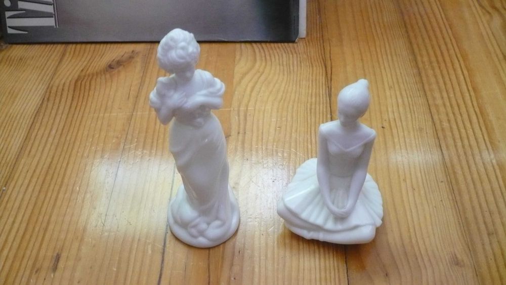 2 Frascos de Perfume Colecção Avon - Antigos