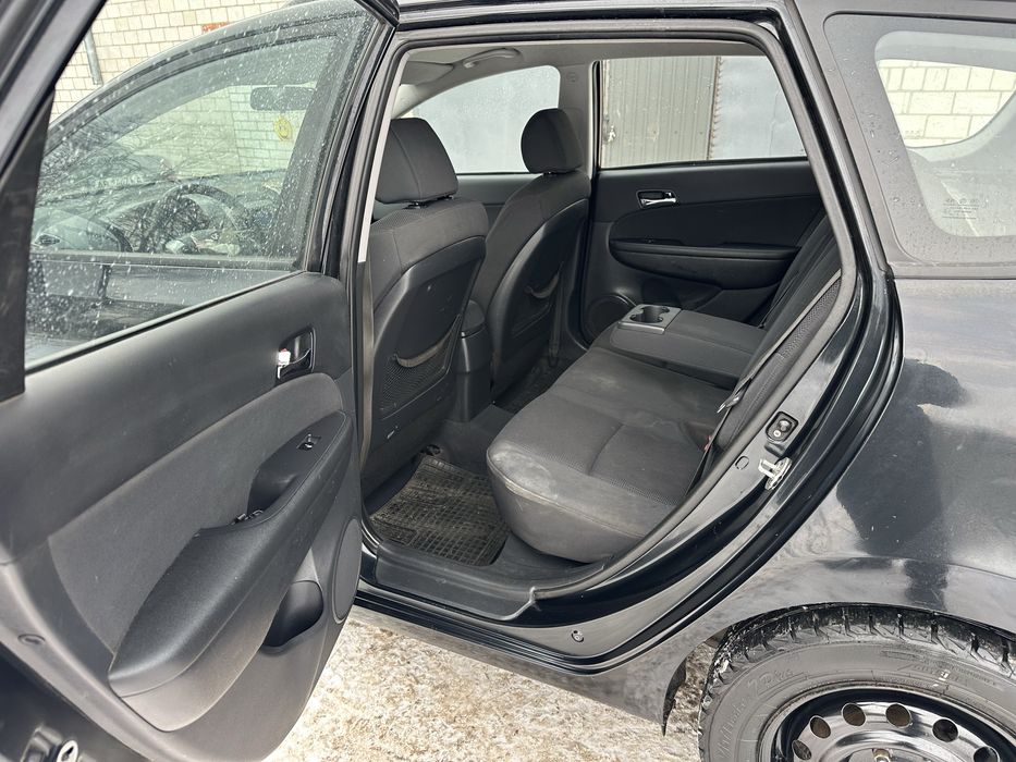 Hyundai i30 1.6 cdti 2008 авто після дтп