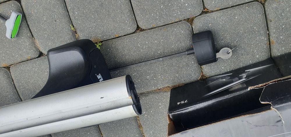 Thule  Belki dachowe Bagażnik dachowy Thule 754  Kit 1625 do Audi A7 C7