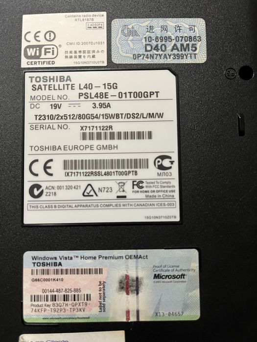 PC portatil TOSHIBA