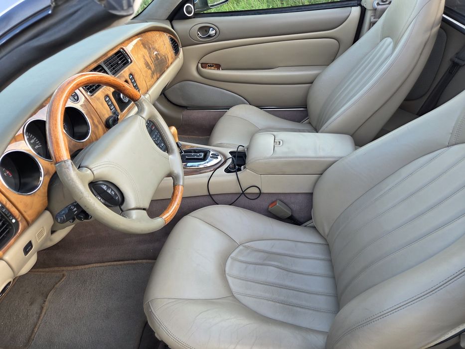 Jaguar XK8 kabriolet 4.0 V8 (2000)