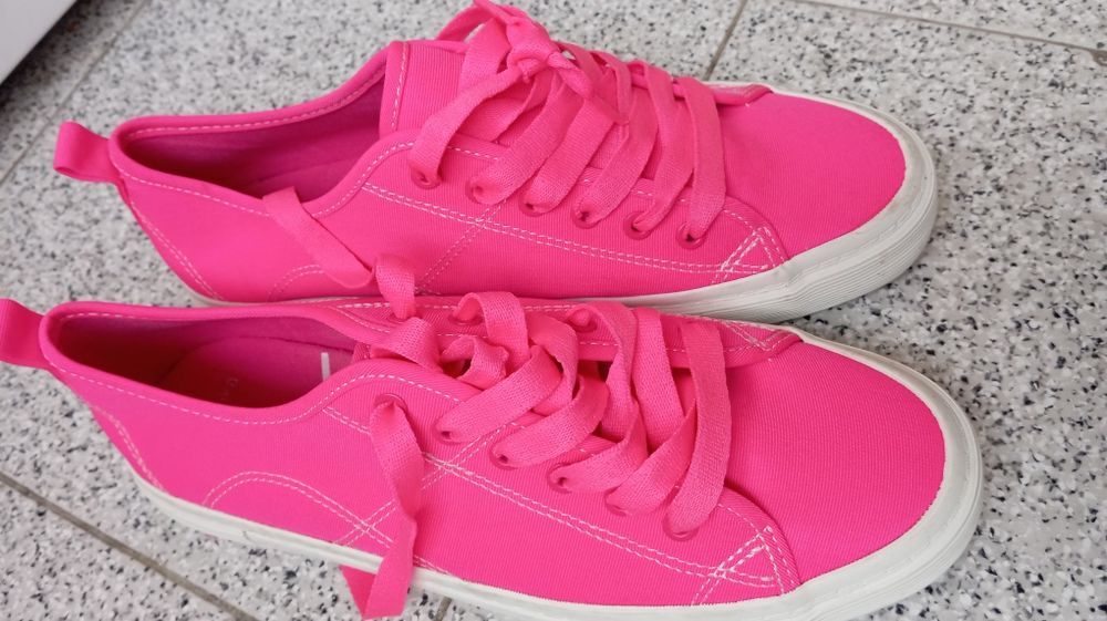 Sapatilhas rosa 39