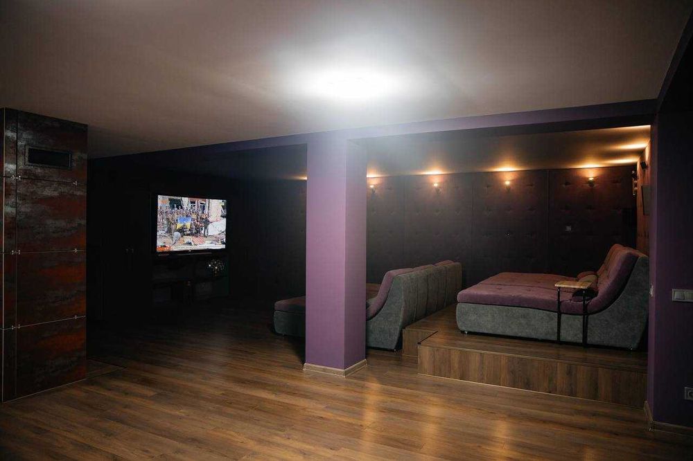 Продаєтсья преміум high-tech будинок з власним бункером/Заходь і живи