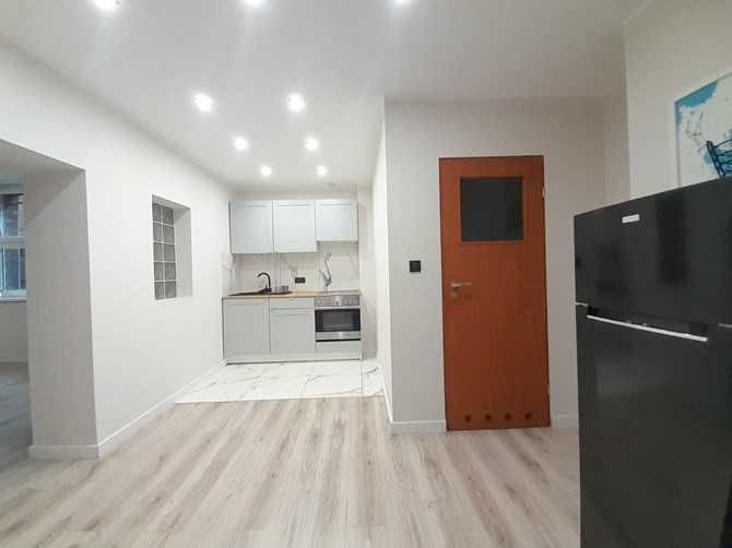 Wynajmę jasną kawalerkę w Centrum, Piekarska 17A, BRAK PROWIZJI