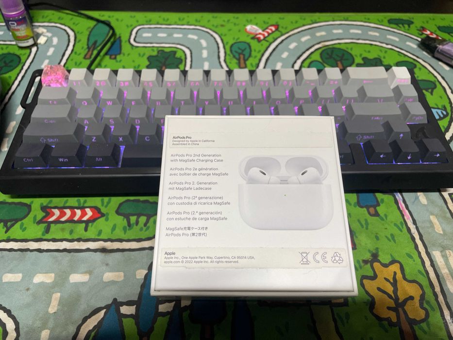 Oryginalne etui ładujące Apple AirPods Pro 2. Gen (A2700) - BEZ SŁUCHAWEK
