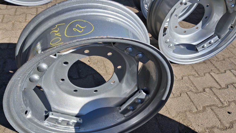 Felgi felga 10x24 MF JD Fendt Case Claas 280/85r24 11.2r24 12.4r24