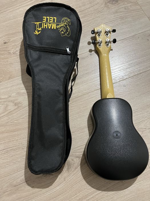 Ukulele Mahilele