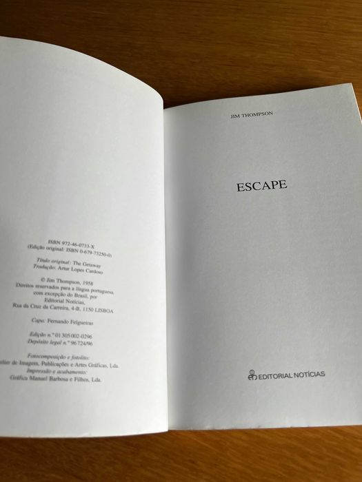 ESCAPE    Jim Thompson