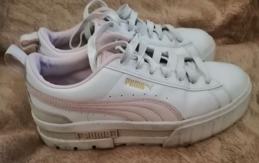 Sprzedam sneakersy 39