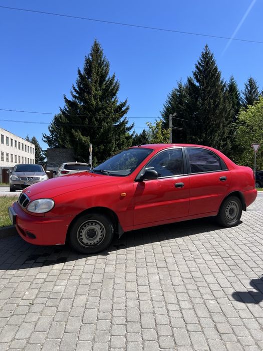 Продаєтьс  ланос 1.4 бензин