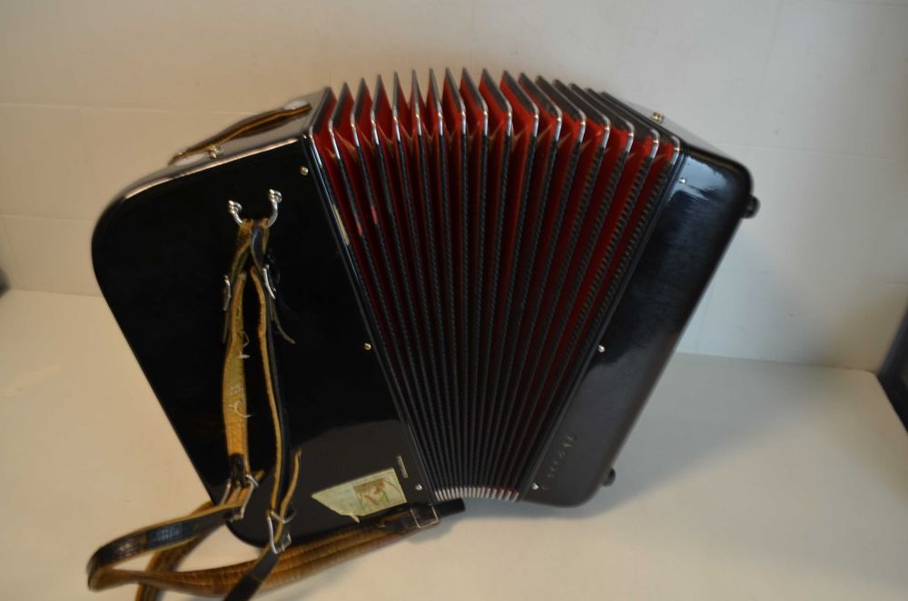 Concertina Adria C 4 voz. N 226