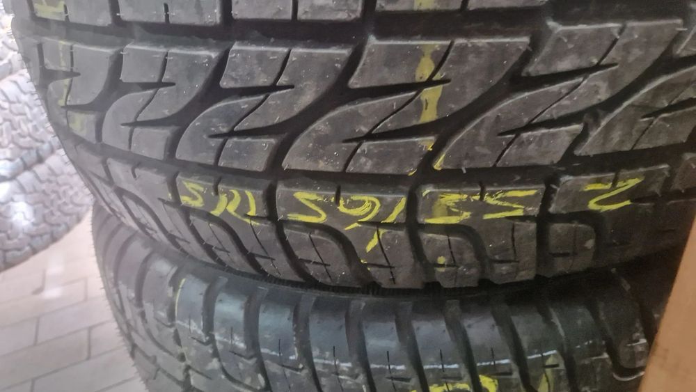 4 PNEUS 255/65/15 PIRELLI COM 99.9% DE PISO