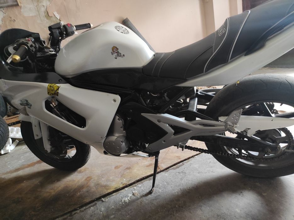 Продам Kawasaki EX500A