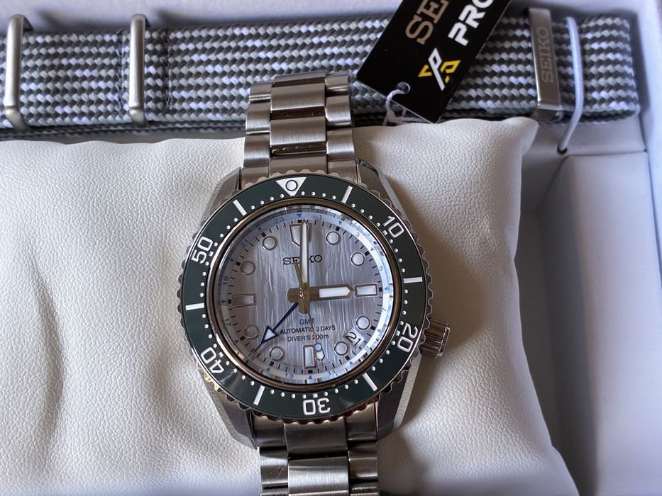 Seiko SPB385J1 Save the Ocean
