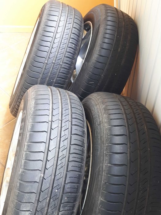 Koła aluminiowe × 4 + opony 195/65R15