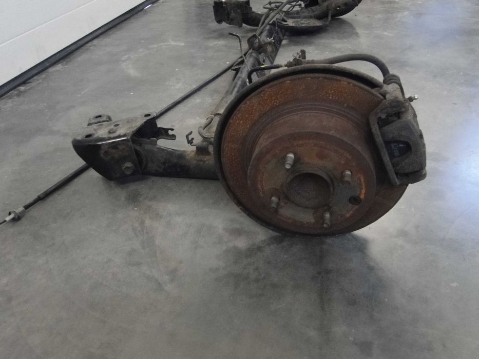 Балка задня Nissan TIIDA Versa 2007-2012р. 55501EM10B,55501EM30A