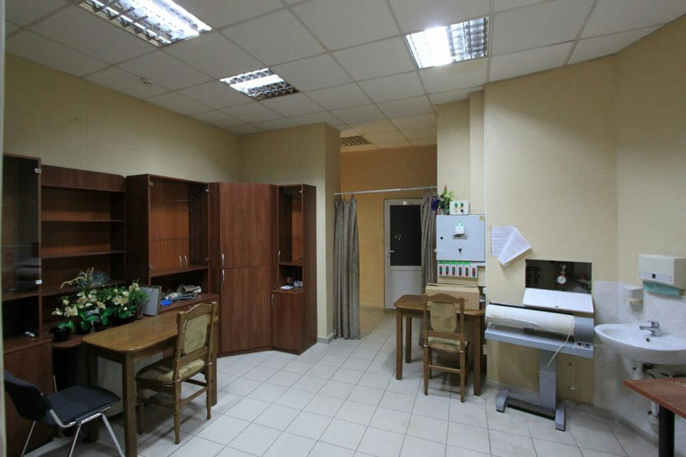 Продажа, аренда или обмен фасадного ресторана 600 м.кв. Торг. Посредн